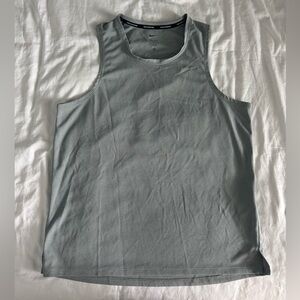 Nike Men's Dri-FIT Rise 365 Running Tank Top - Size M